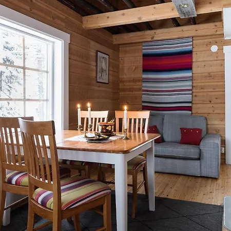 Wilderness Kuusamo Chalet *