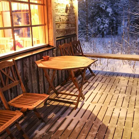 Wilderness Kuusamo Chalet Kiviperä